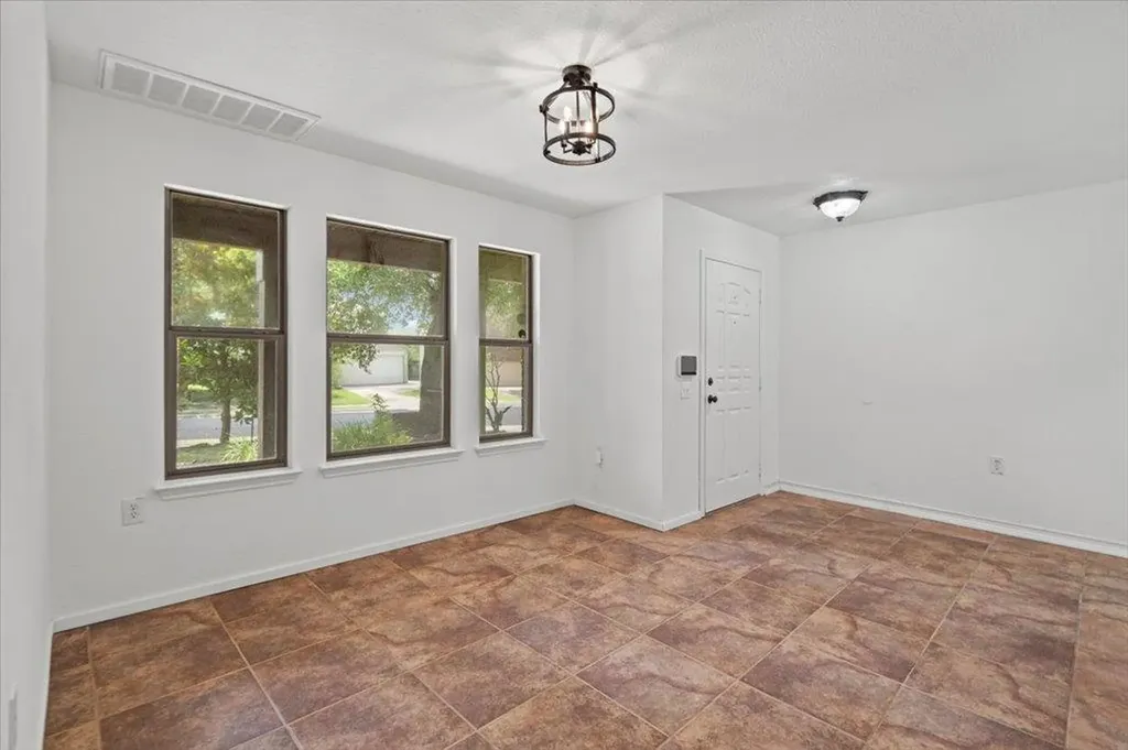 4600 Cottonwood Street Austin TX 78744
