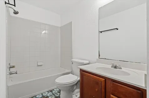 4600 Cottonwood Street Austin TX 78744