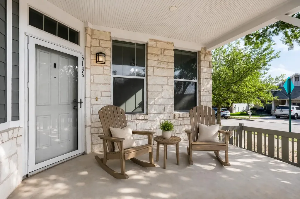 5136 Hellman Kyle TX 78640