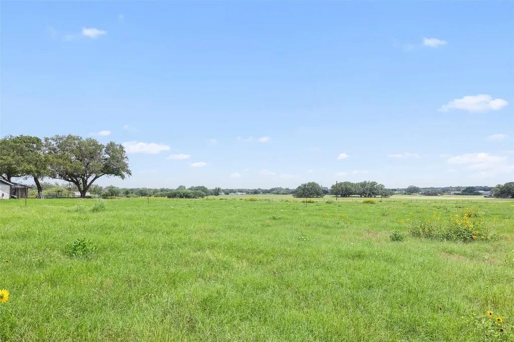 Lot 1 County Road 342 La Vernia TX 78121
