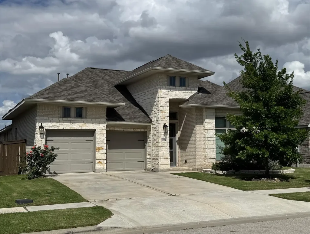 2004 Stirling Street Leander TX 78641