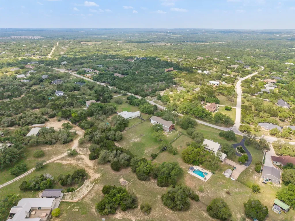 701 Oakwood Lane Dripping Springs TX 78620