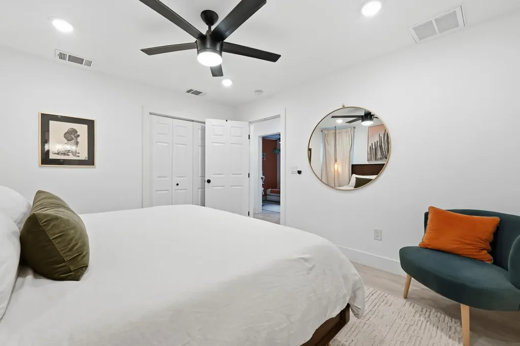 1406 Camelot Circle Austin TX 78745