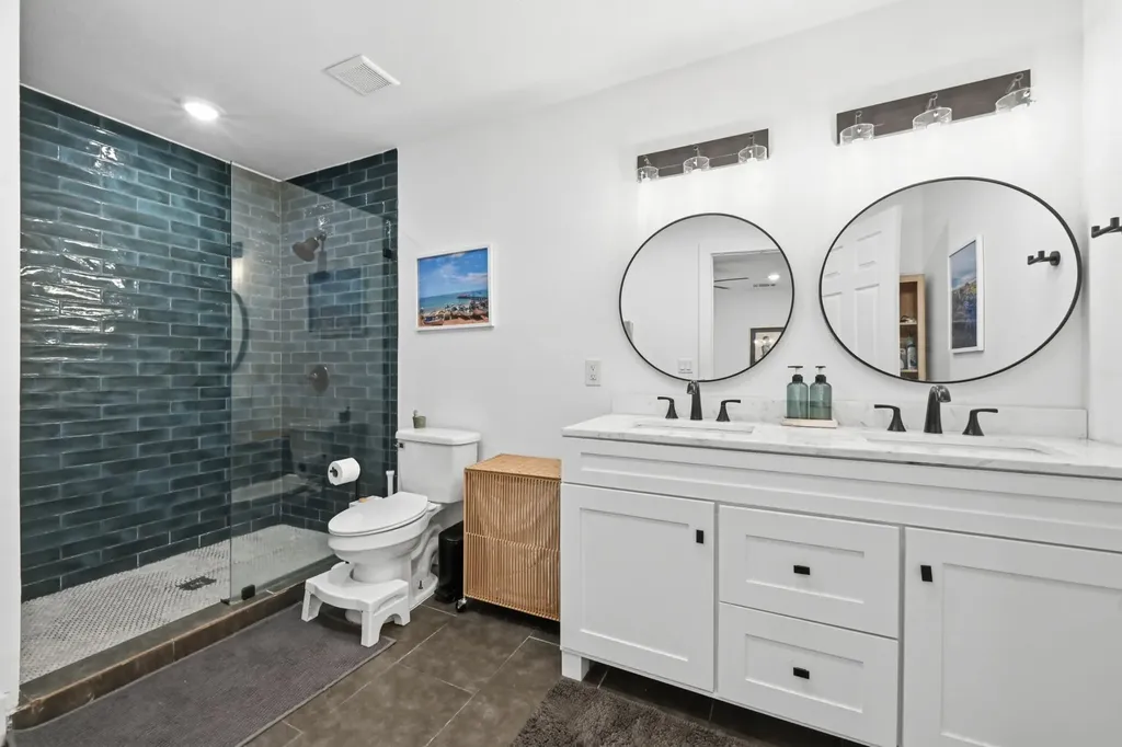 1406 Camelot Circle Austin TX 78745