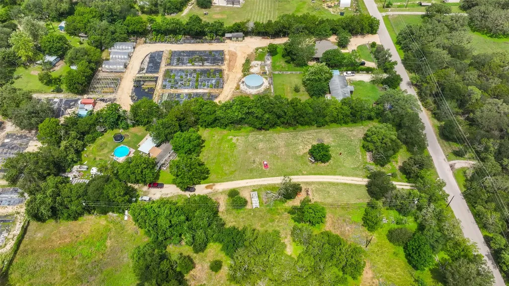 915 Penion Drive Austin TX 78748