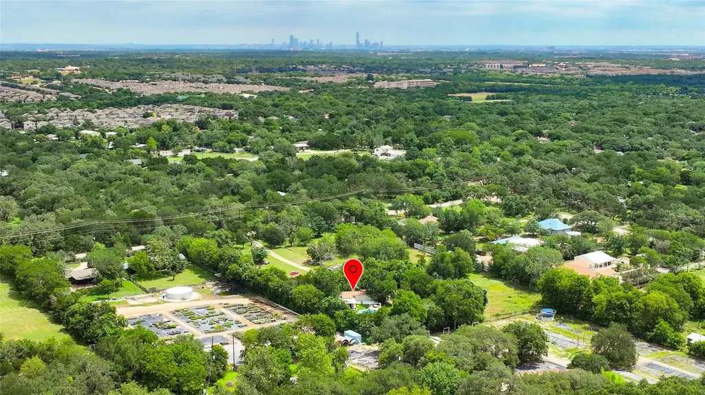 915 Penion Drive Austin TX 78748