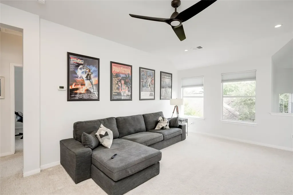5205 Scottish Thistle Drive Austin TX 78739