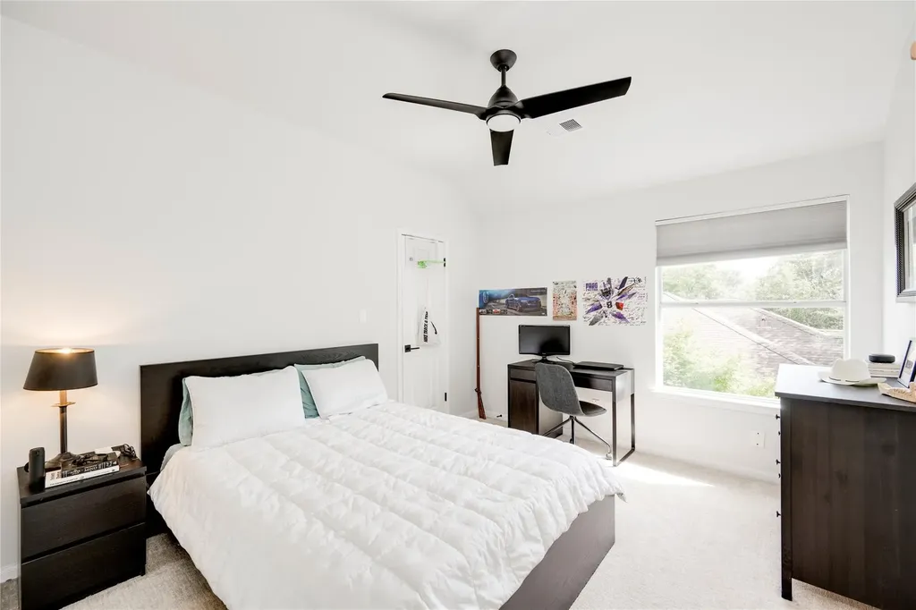 5205 Scottish Thistle Drive Austin TX 78739