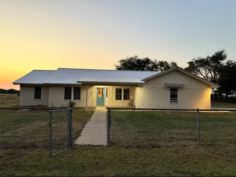15892 Wood Road Highway Holland TX 76534