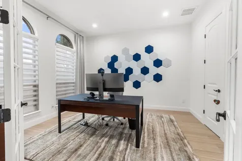 2024 University Club Drive Austin TX 78732