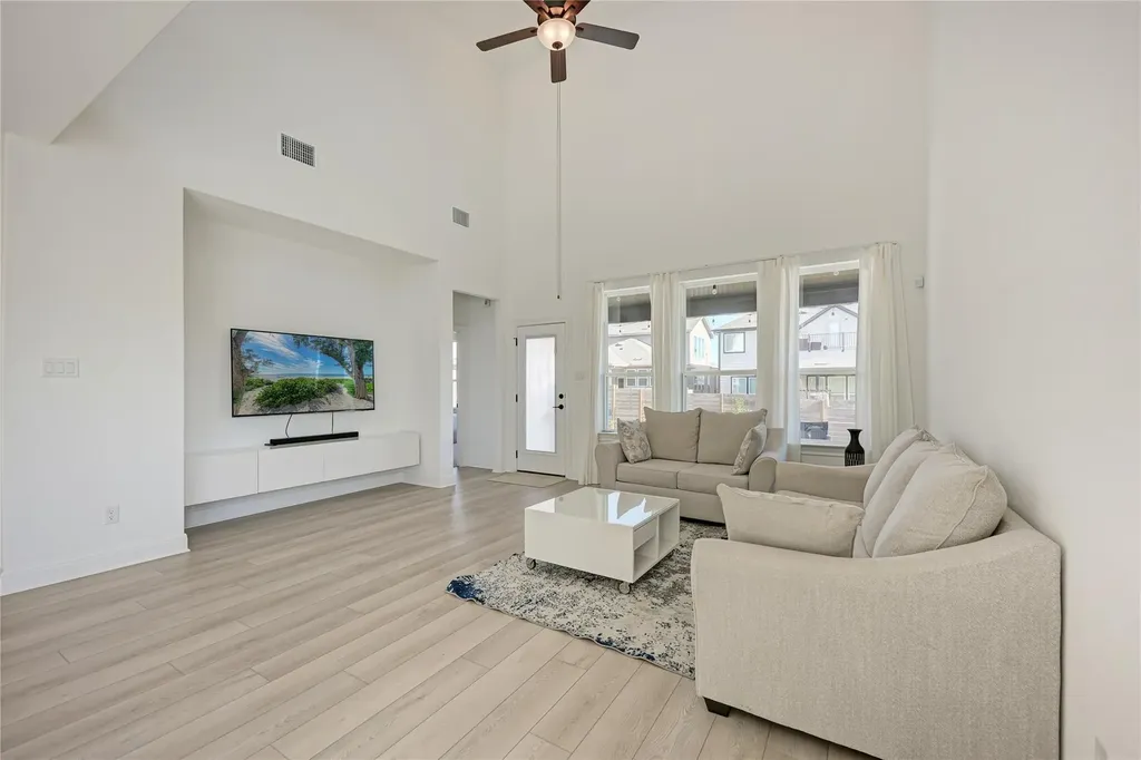 316 Regatta Trail Leander TX 78641