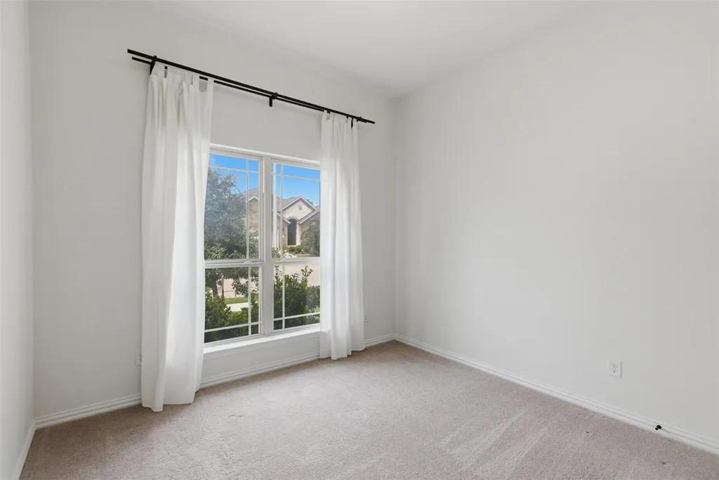 2236 Mcclendon Trail Leander TX 78641