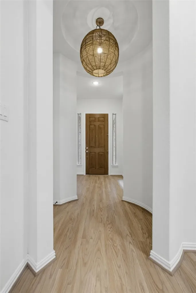 2236 Mcclendon Trail Leander TX 78641