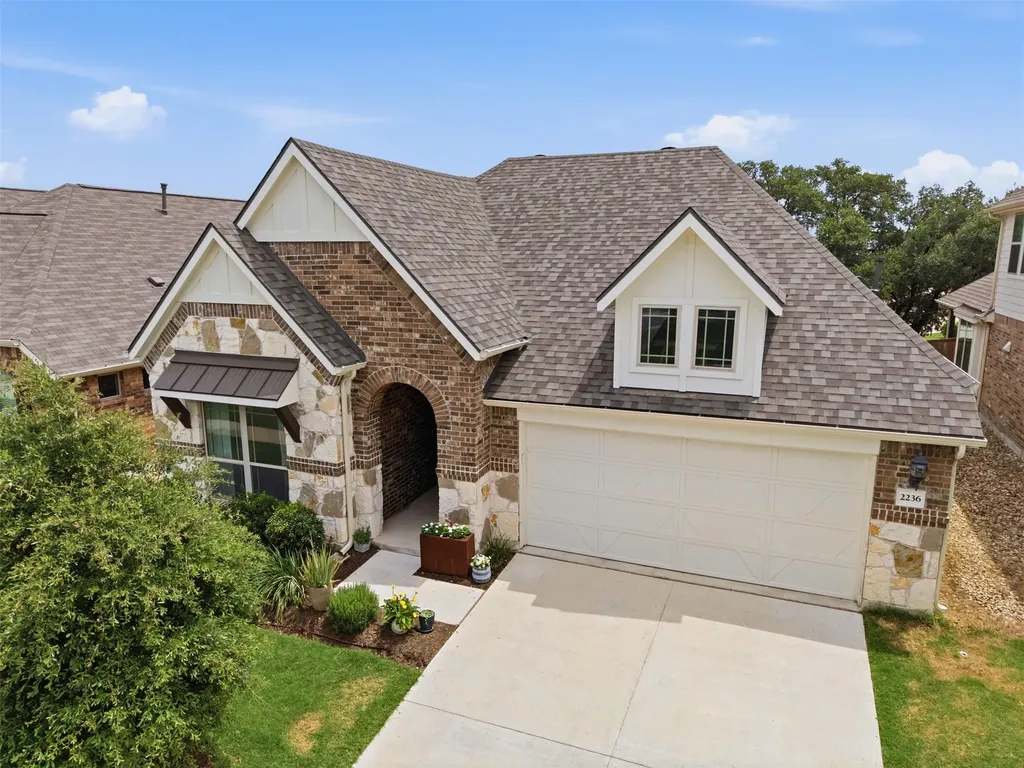 2236 Mcclendon Trail Leander TX 78641