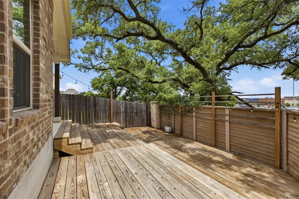 2236 Mcclendon Trail Leander TX 78641
