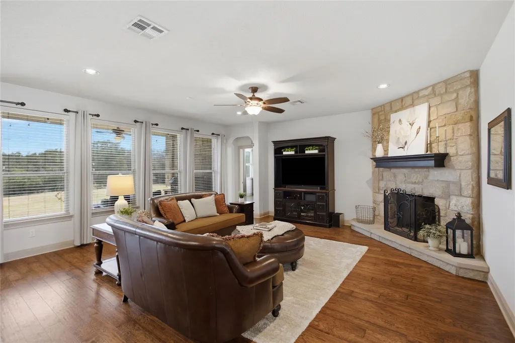 224 Whitney Woods Circle Georgetown TX 78633