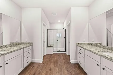 405 W Luna Blue Lane Jarrell TX 76537