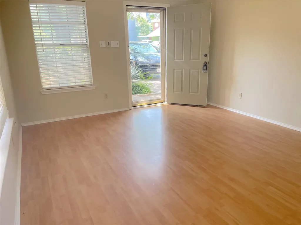8501 Bismark Cove Austin TX 78745