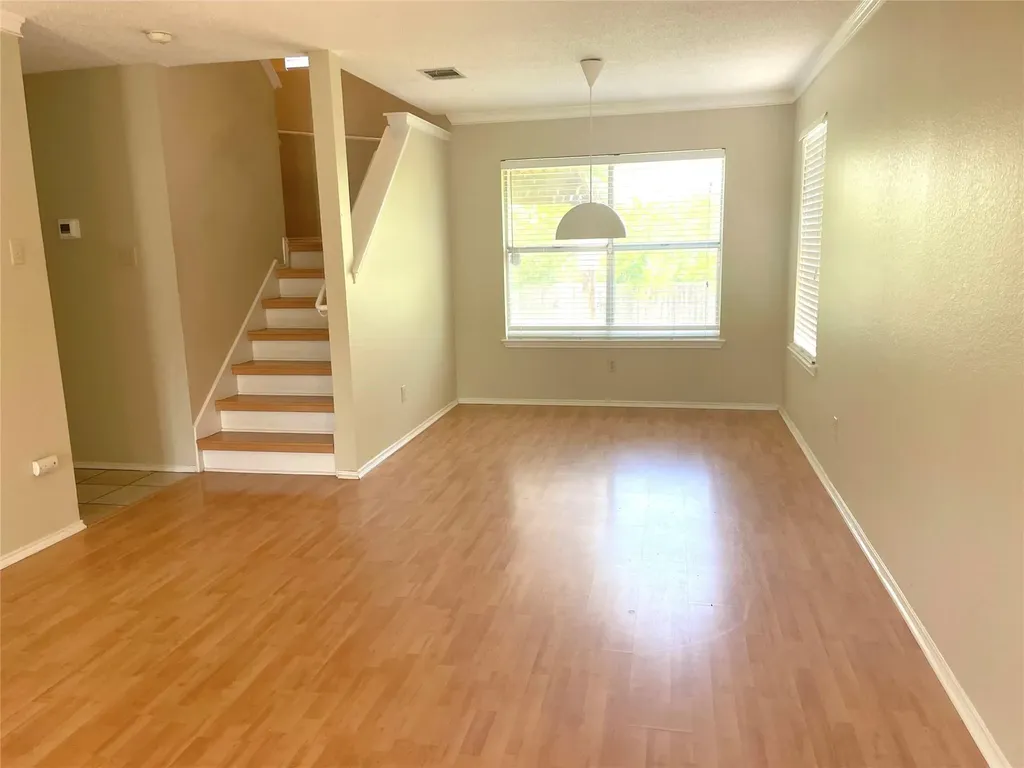 8501 Bismark Cove Austin TX 78745
