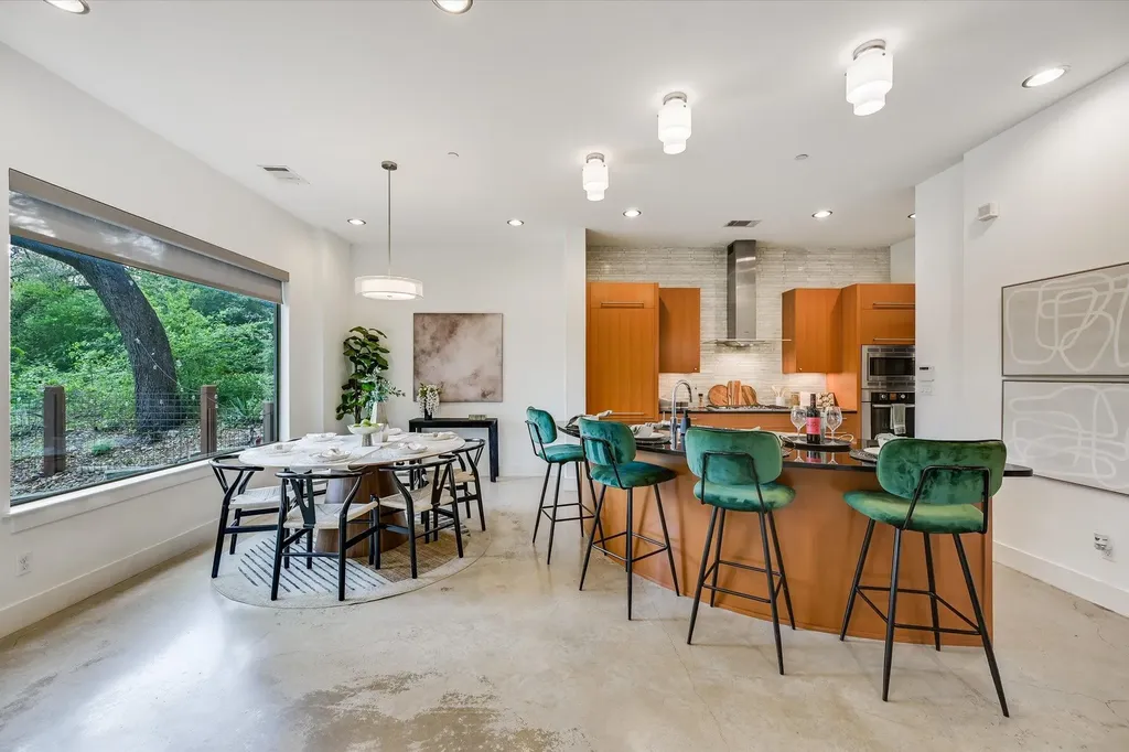 8110 Ranch Road 2222 Road Austin TX 78730
