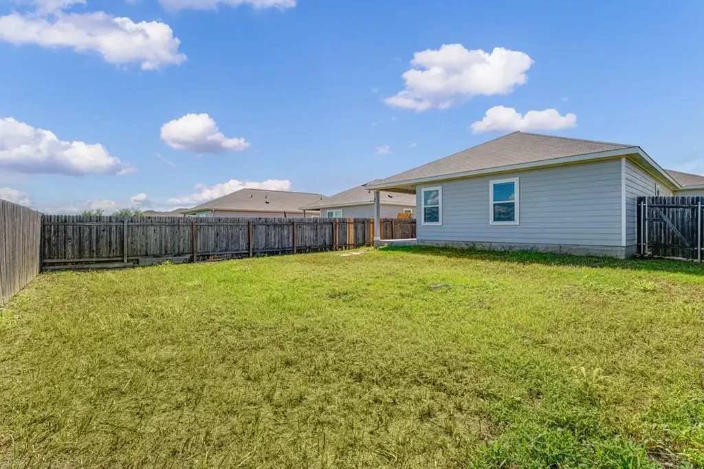 151 Shiro Drive Kyle TX 78640