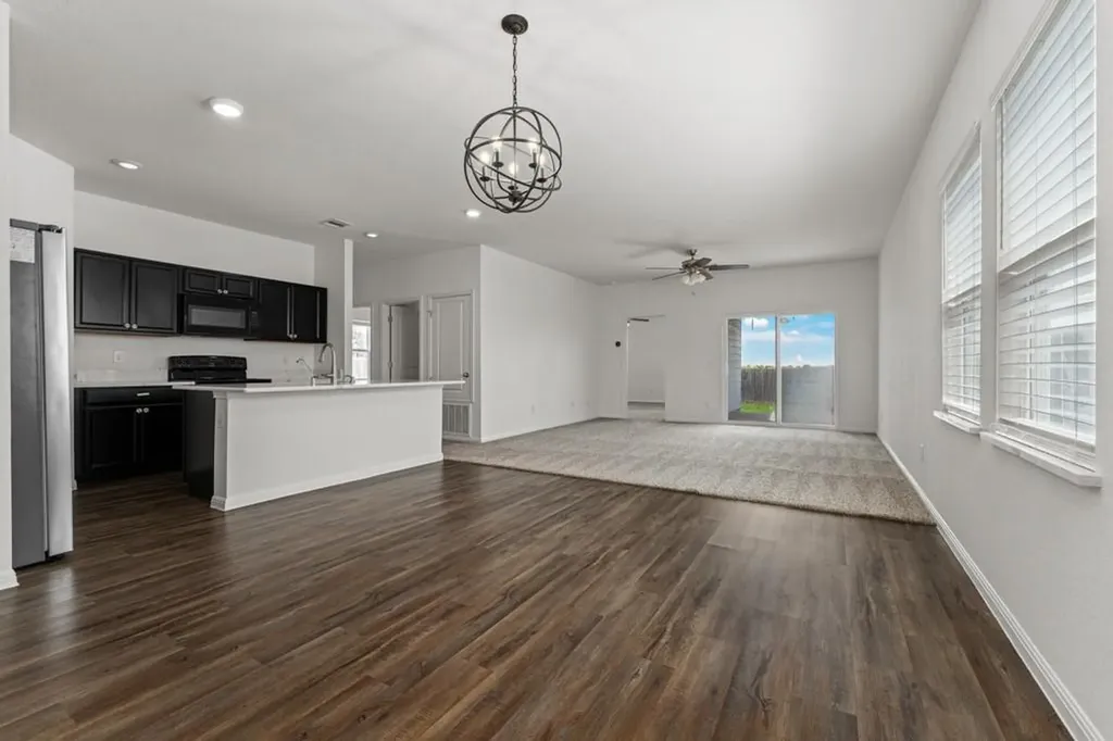 151 Shiro Drive Kyle TX 78640