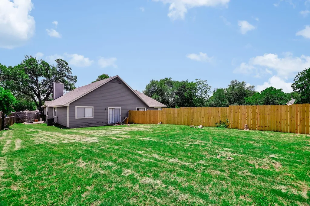 11708 Kings View Court Austin TX 78750