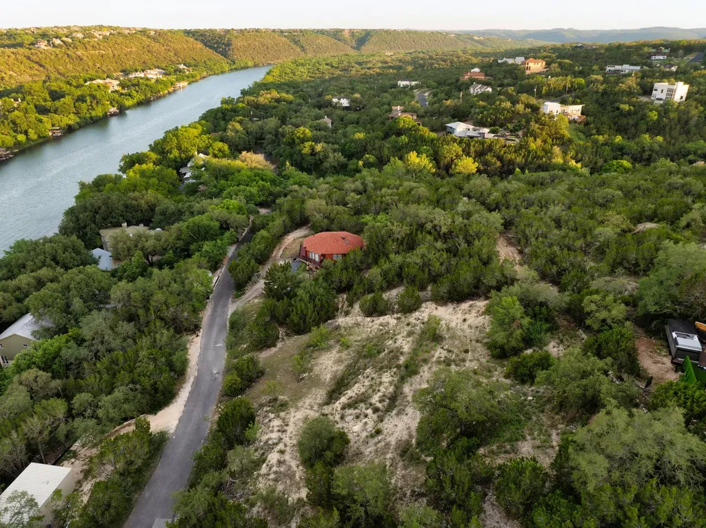 2302 Big Horn Drive Austin TX 78734