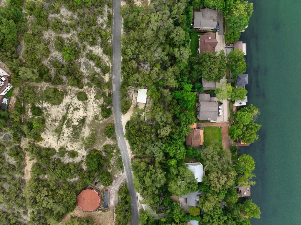 2302 Big Horn Drive Austin TX 78734