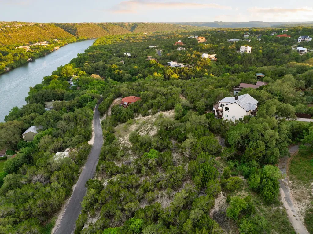 2302 Big Horn Drive Austin TX 78734