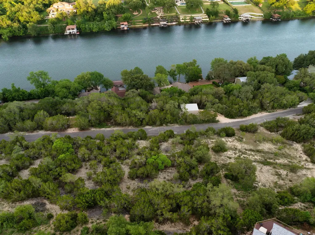 2302 Big Horn Drive Austin TX 78734
