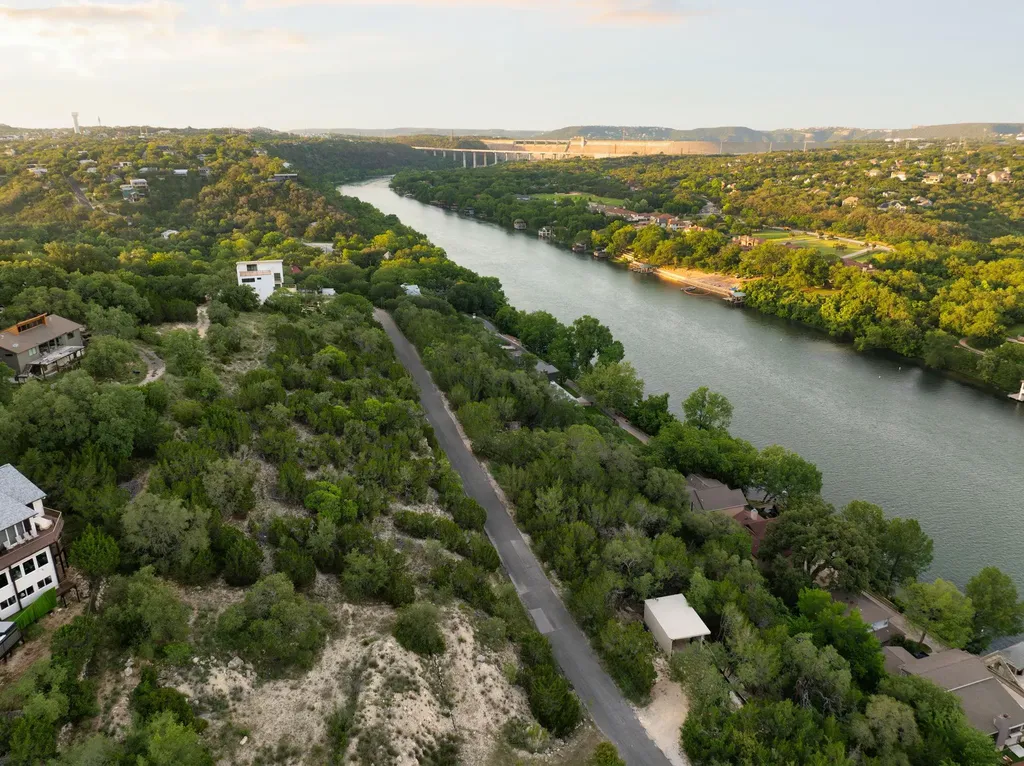 2302 Big Horn Drive Austin TX 78734