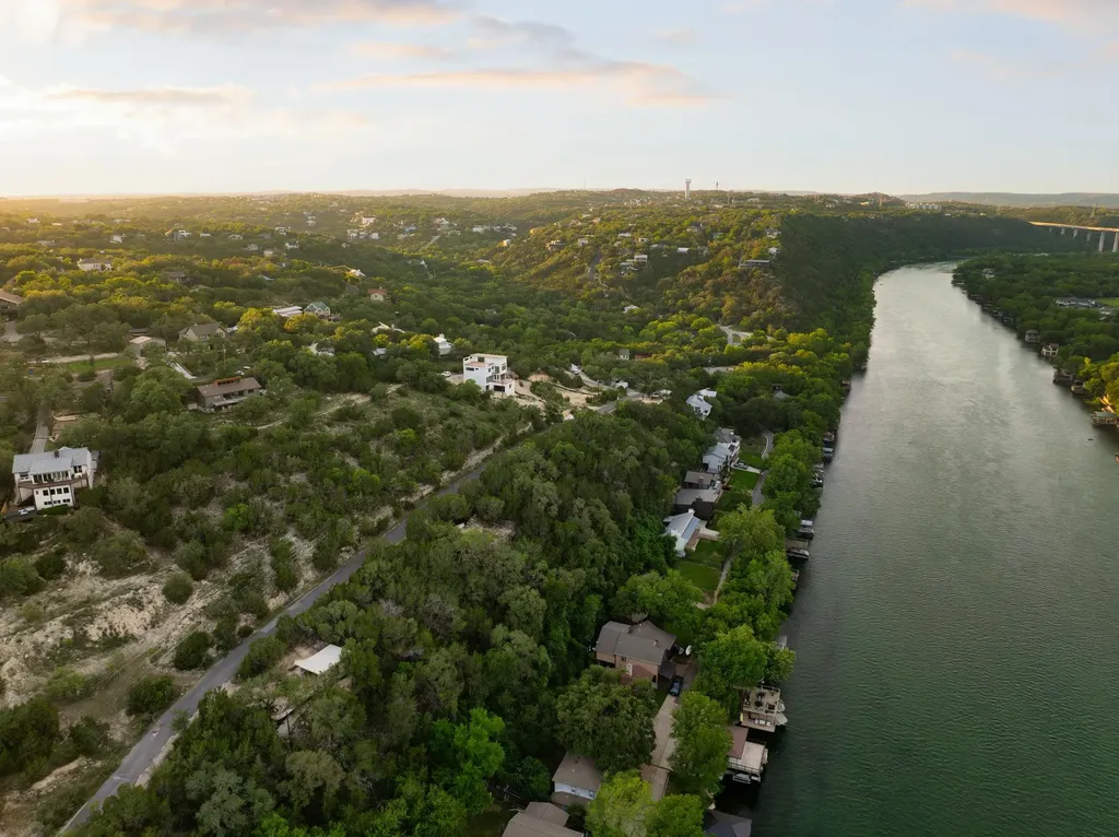 2302 Big Horn Drive Austin TX 78734
