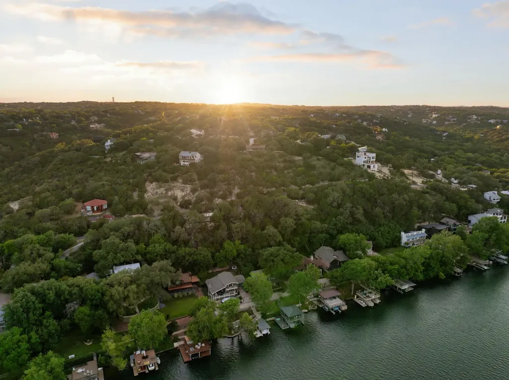 2302 Big Horn Drive Austin TX 78734