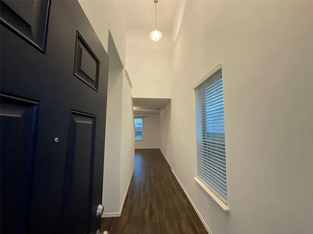 128 Banyon Drive Liberty Hill TX 78642