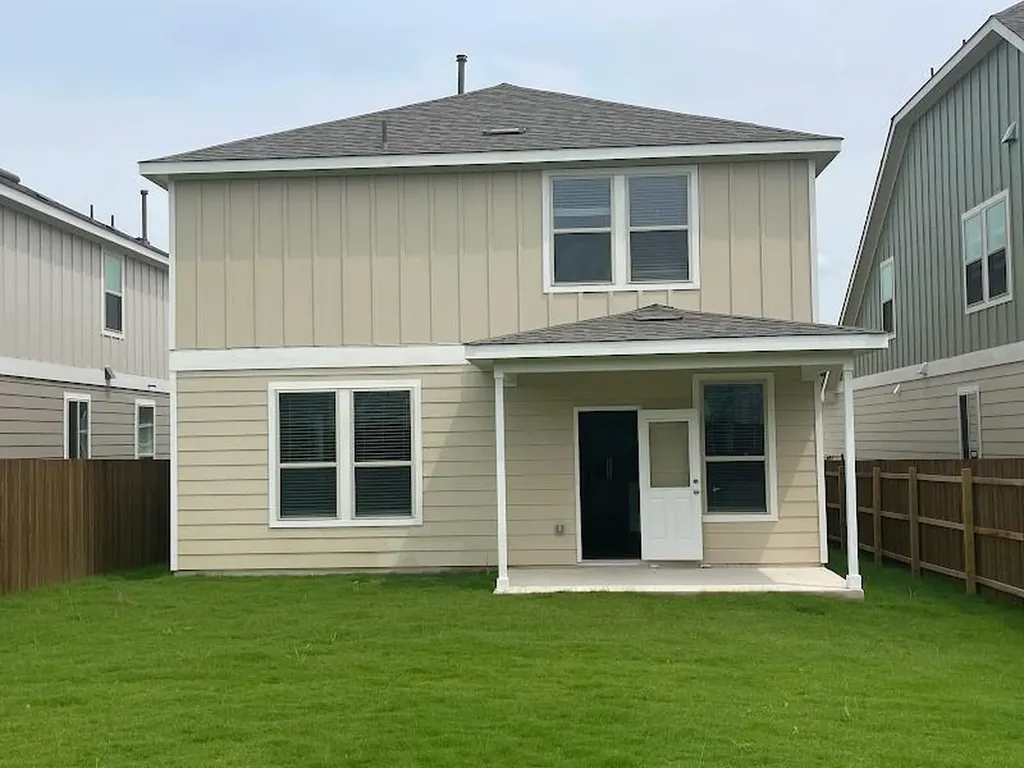 128 Banyon Drive Liberty Hill TX 78642