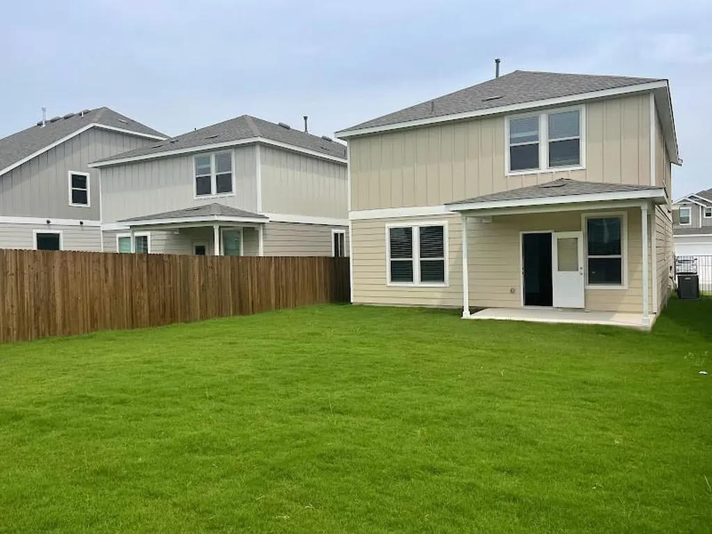 128 Banyon Drive Liberty Hill TX 78642