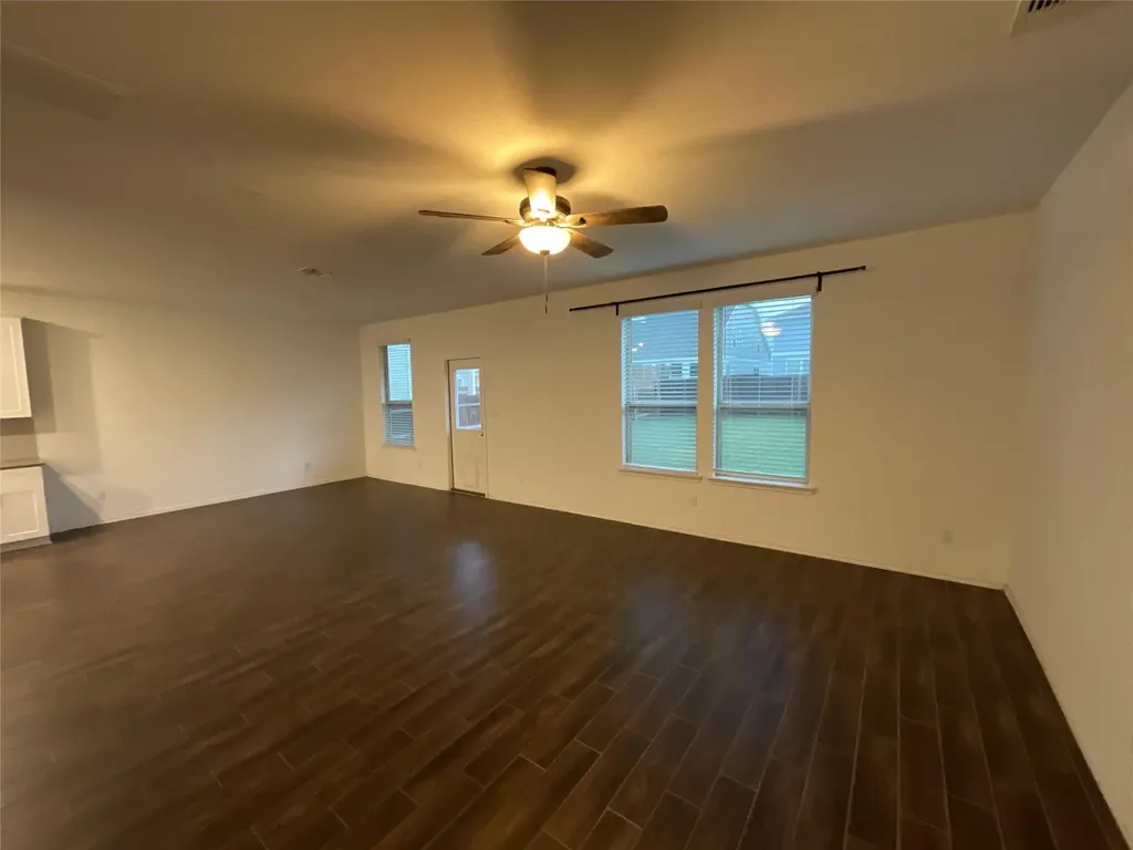 128 Banyon Drive Liberty Hill TX 78642