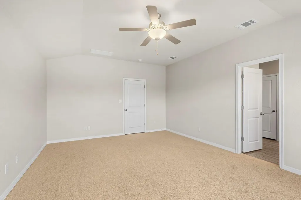 516 Loriner Way Liberty Hill TX 78642
