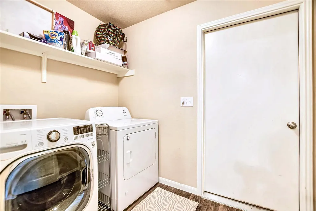 3304 Tilmon Lane Austin TX 78725