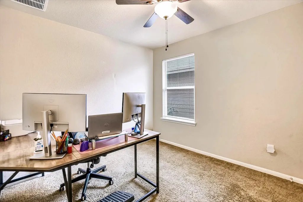3304 Tilmon Lane Austin TX 78725