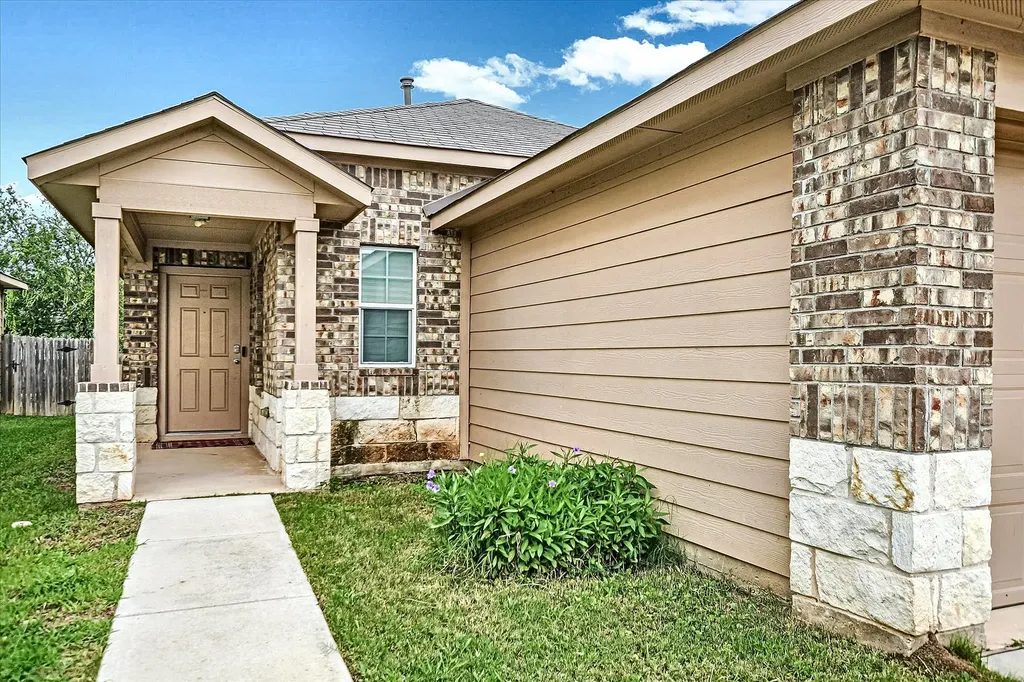 3304 Tilmon Lane Austin TX 78725