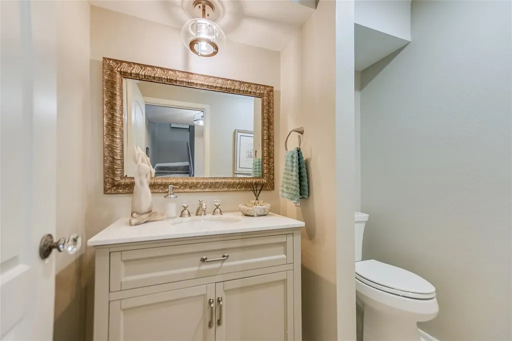 109 Sunshine Horseshoe Bay TX 78657