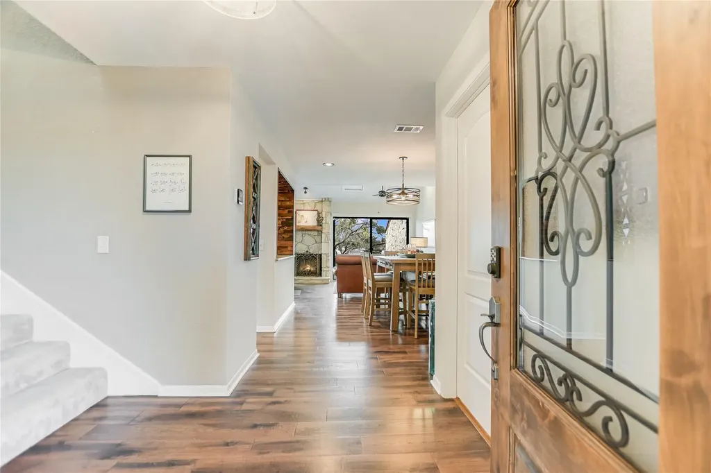 109 Sunshine Horseshoe Bay TX 78657