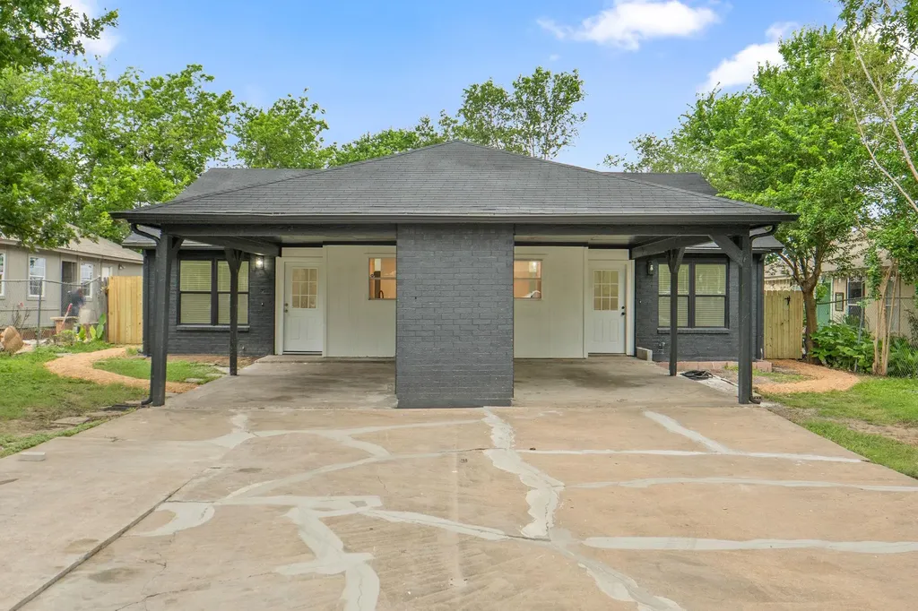 8203 Colony Loop Drive Austin TX 78724