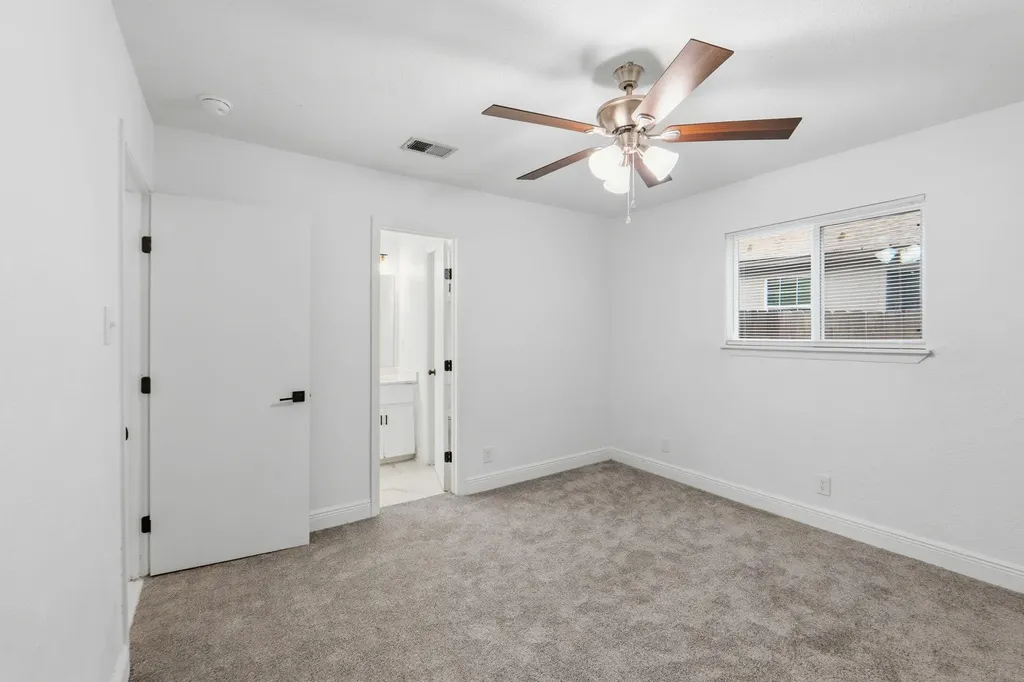 8203 Colony Loop Drive Austin TX 78724