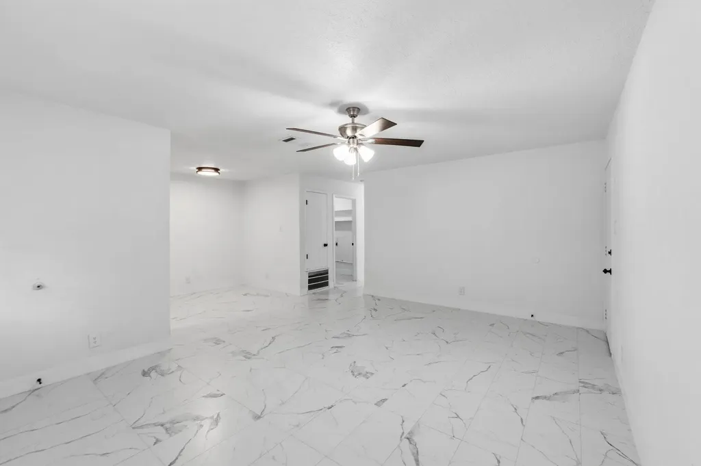 8203 Colony Loop Drive Austin TX 78724