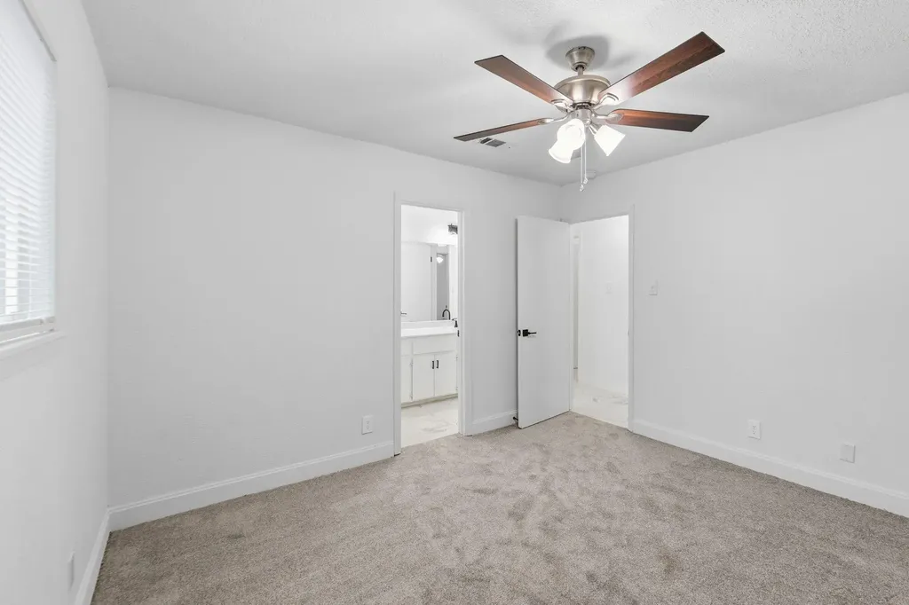 8203 Colony Loop Drive Austin TX 78724