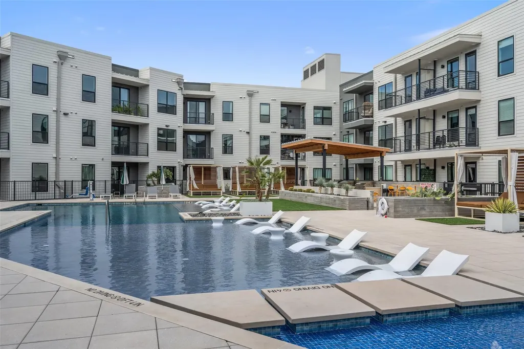 1701 Simond Avenue Austin TX 78723