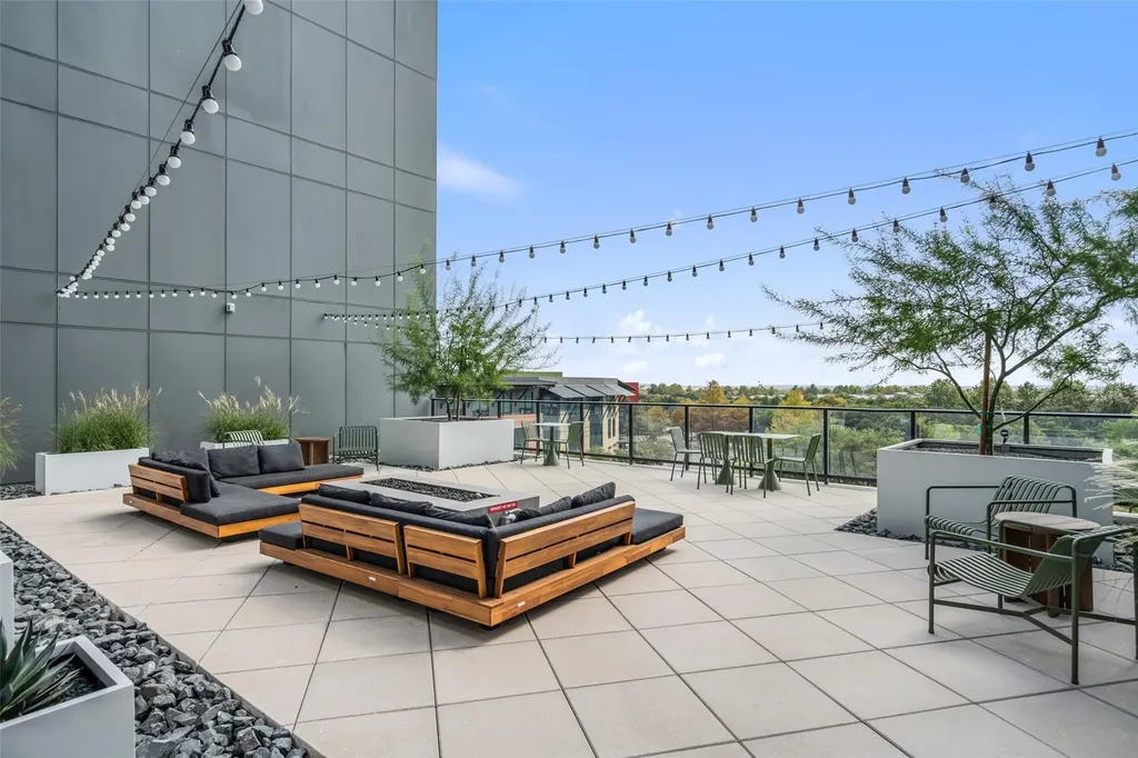 1701 Simond Avenue Austin TX 78723